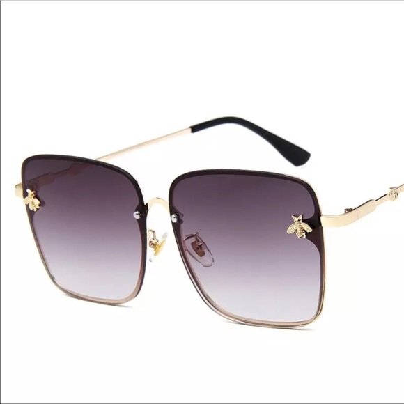 Accessories - NEW! Trendy sunglasses
